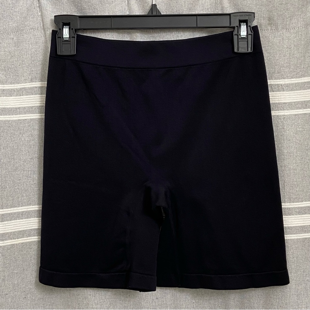 VANITY FAIR / Radiant Light Smoothing Shapewear Shorts Size 2XL